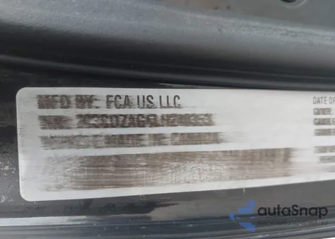 2020 Dodge Challenger Sxt z USA, uszkodzony, nr VIN 2C3CDZAG6LH240353